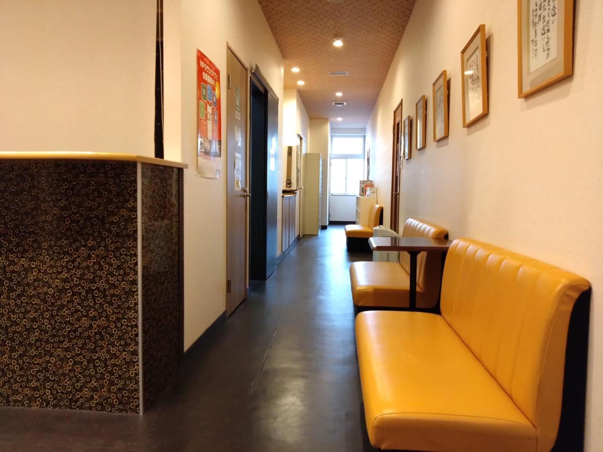 אוסקה Cafe&Hostel Kimi To Ichigo מראה חיצוני תמונה