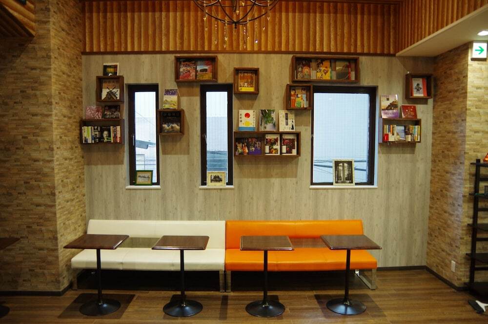 אוסקה Cafe&Hostel Kimi To Ichigo מראה חיצוני תמונה